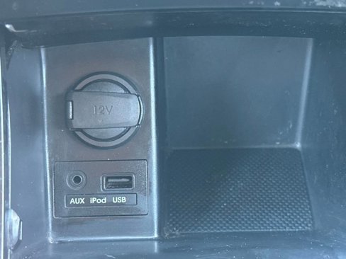 Used 2013 Hyundai Elantra Limited image 25