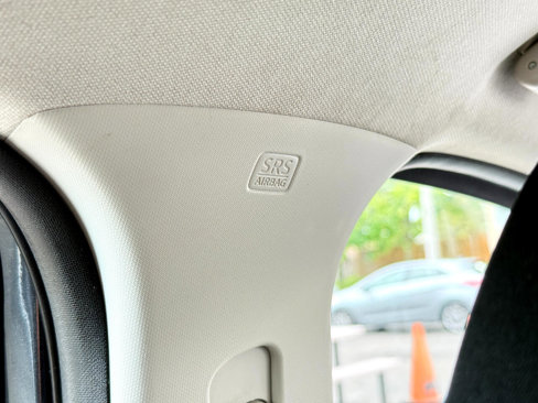 Used 2015 MAZDA MAZDA3 i Touring image 28