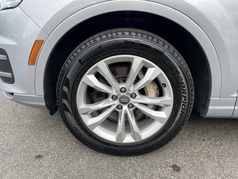 Used 2019 Audi Q7 3.0T Premium Plus w/ Premium Plus Package image 8