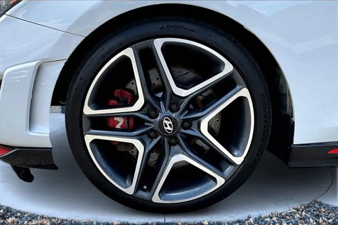 Used 2019 Hyundai Veloster N N w/ Performance Package image 8