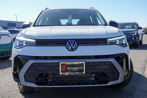 New 2025 Volkswagen Taos S image 4