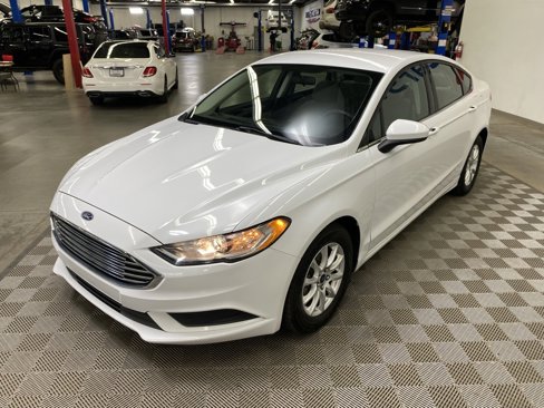 Used 2018 Ford Fusion S image 6