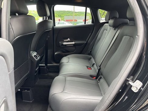 Used 2025 Mercedes-Benz GLA 250 4MATIC image 18