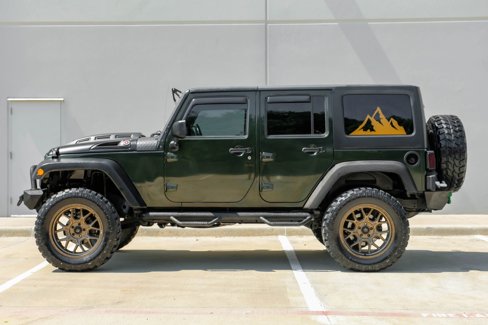 Used 2011 Jeep Wrangler Unlimited Rubicon w/ Dual Top Group image 6