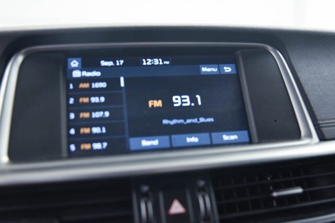 Used 2019 Kia Optima LX image 19