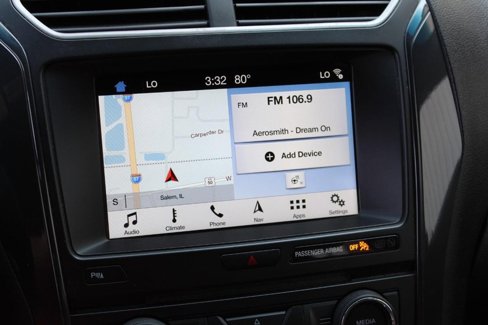 Used 2018 Ford Explorer XLT w/ Equipment Group 202A image 32