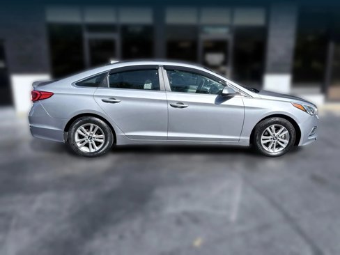 Used 2017 Hyundai Sonata SE image 6