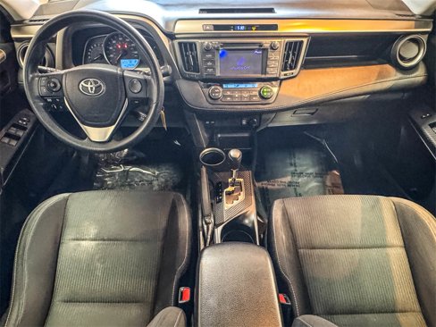 Used 2013 Toyota RAV4 XLE image 27