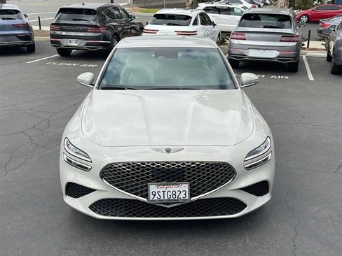 Used 2025 Genesis G70 2.5T image 2