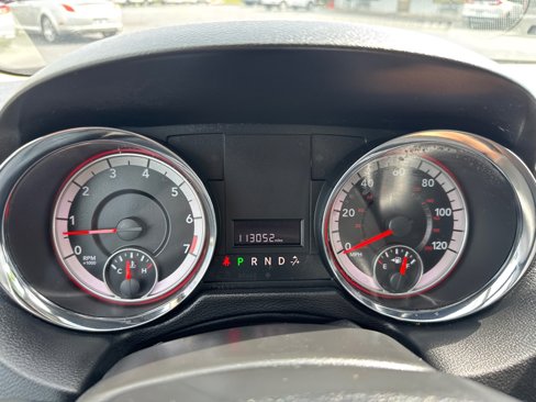 Used 2020 Dodge Grand Caravan SE w/ UConnect Hands-Free Group image 15