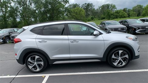 Used 2018 Hyundai Tucson Value w/ Cargo Package image 6