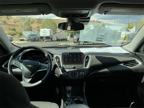 Used 2023 Chevrolet Malibu LT image 15