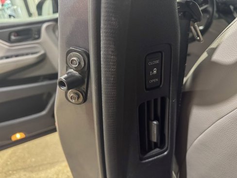 Used 2018 Honda Odyssey EX-L image 24