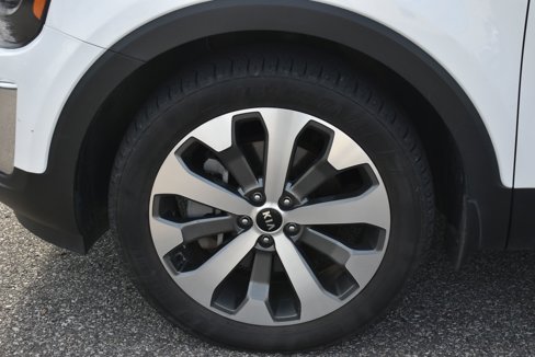 Used 2020 Kia Telluride S image 11
