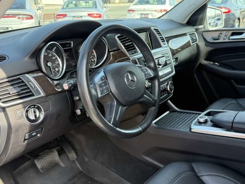Used 2015 Mercedes-Benz ML 350 4MATIC image 21