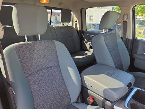 Used 2018 RAM 1500 Classic SLT image 29