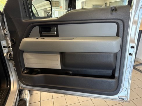Used 2013 Ford F150 XLT w/ XLT Chrome Pkg image 29