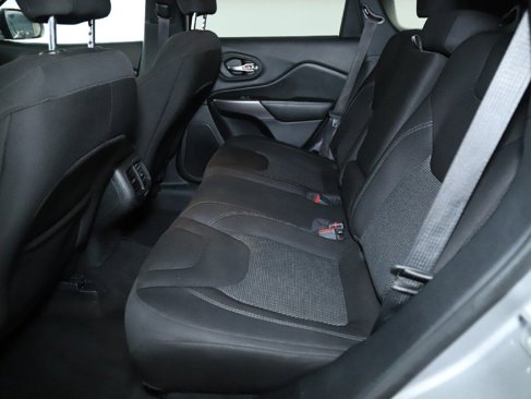 Used 2021 Jeep Cherokee Latitude image 14