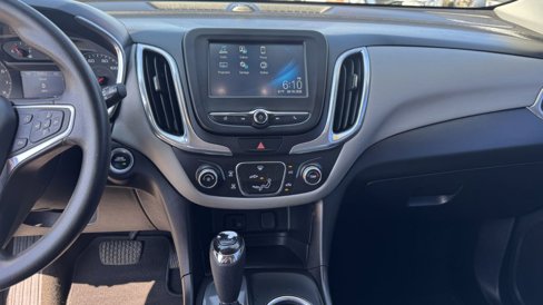 Used 2018 Chevrolet Equinox LS image 19