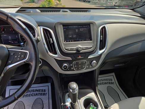 Used 2021 Chevrolet Equinox LT w/ Driver Convenience Package image 22