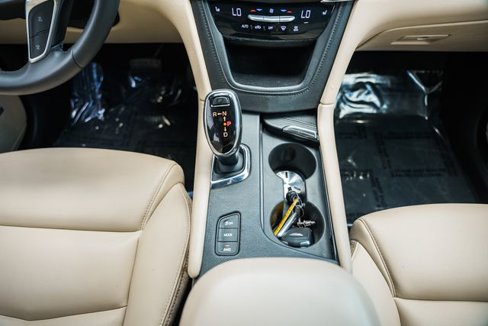 Used 2018 Cadillac XT5 AWD image 32