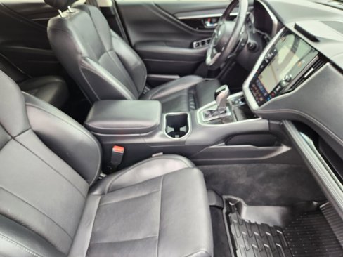 Used 2022 Subaru Outback Limited image 14