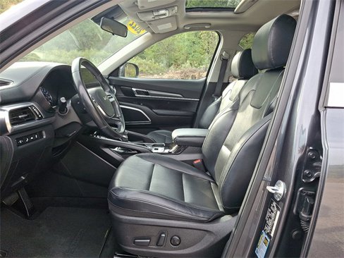 Used 2022 Kia Telluride S image 13