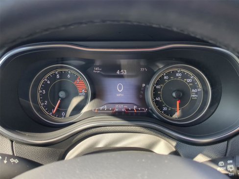 Used 2019 Jeep Cherokee Trailhawk w/ Cold Weather Group image 23