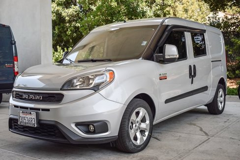 Used 2021 RAM ProMaster City SLT w/ Lights & Wheels Group image 3