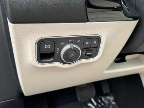 Certified 2025 Mercedes-Benz GLA 250 image 18