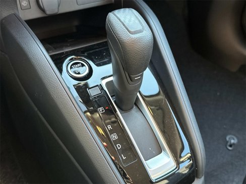 New 2025 Nissan Versa SV image 6