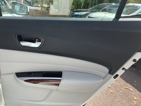 Used 2016 Acura TLX image 37