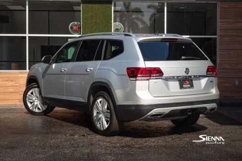 Used 2019 Volkswagen Atlas SE w/ Panoramic Sunroof Package image 2