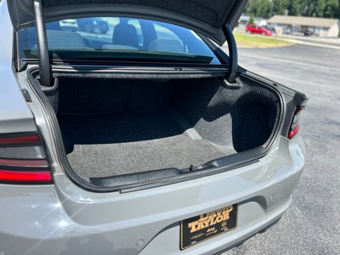 Used 2023 Dodge Charger SXT image 32