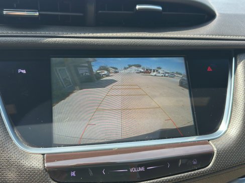 Used 2018 Cadillac XT5 Luxury w/ Driver Awareness Package image 25