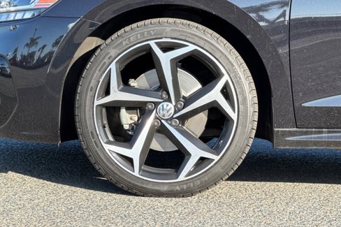 Used 2020 Volkswagen Passat 2.0T R-Line image 24