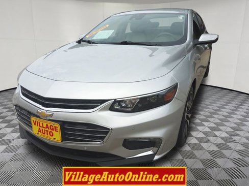Used 2017 Chevrolet Malibu LT w/ Leather Package image 16