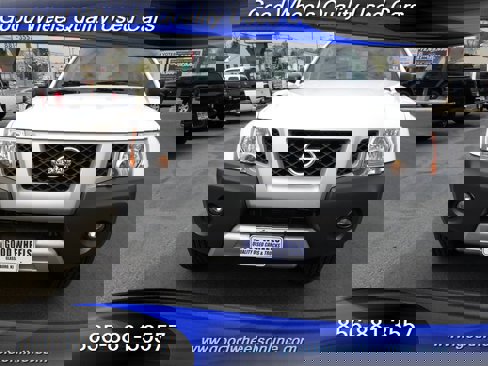 Used 2013 Nissan Xterra PRO-4X w/ Pro-4x Leather Pkg image 2