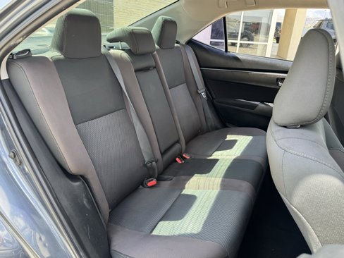 Used 2019 Toyota Corolla LE image 32