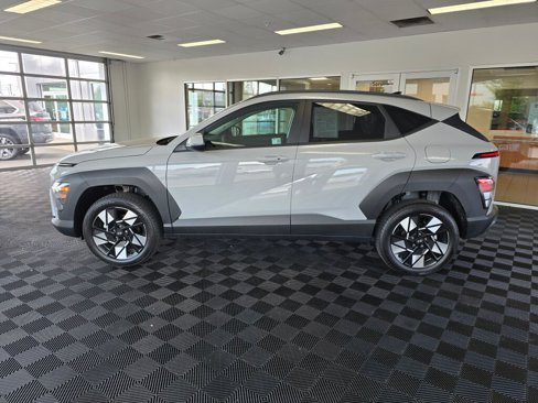 Used 2025 Hyundai Kona SEL image 5