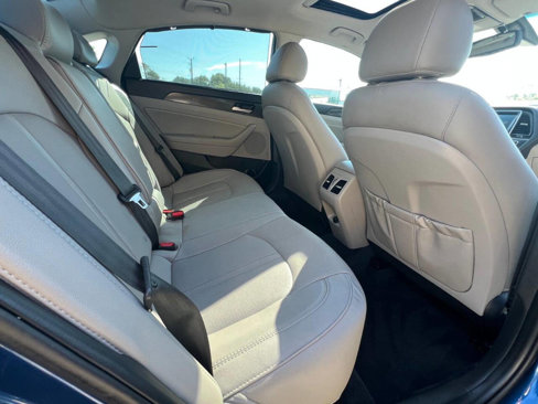 Used 2018 Hyundai Sonata Limited w/ Limited Ultimate Package 03 image 17