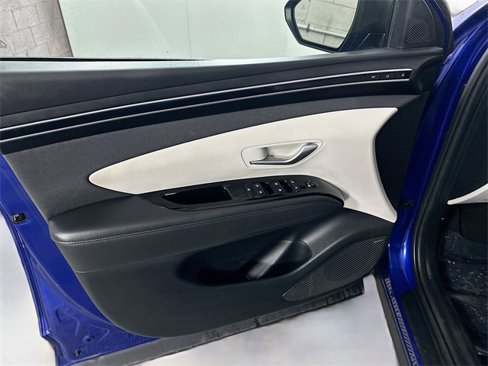 Used 2023 Hyundai Tucson Limited image 19