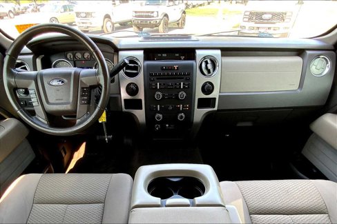 Used 2010 Ford F150 XLT image 13