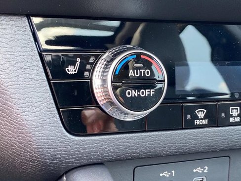 New 2025 Mitsubishi Outlander AWD image 16