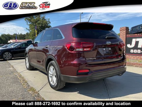 Used 2019 Kia Sorento LX image 5