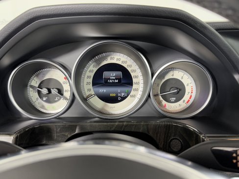 Used 2014 Mercedes-Benz E 350 4MATIC Sedan image 18