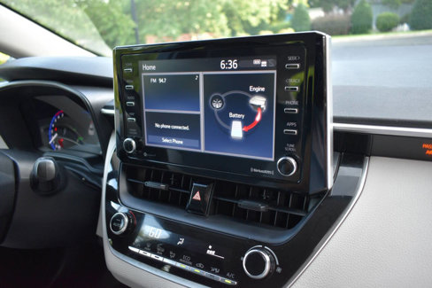 Used 2021 Toyota Corolla LE image 21