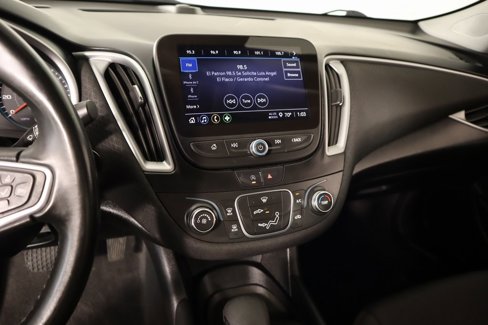 Used 2024 Chevrolet Malibu RS image 5