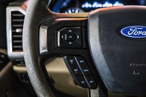 Used 2020 Ford F250 XLT w/ XLT Premium Package image 15