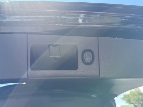 Used 2016 Chevrolet Tahoe LTZ image 40